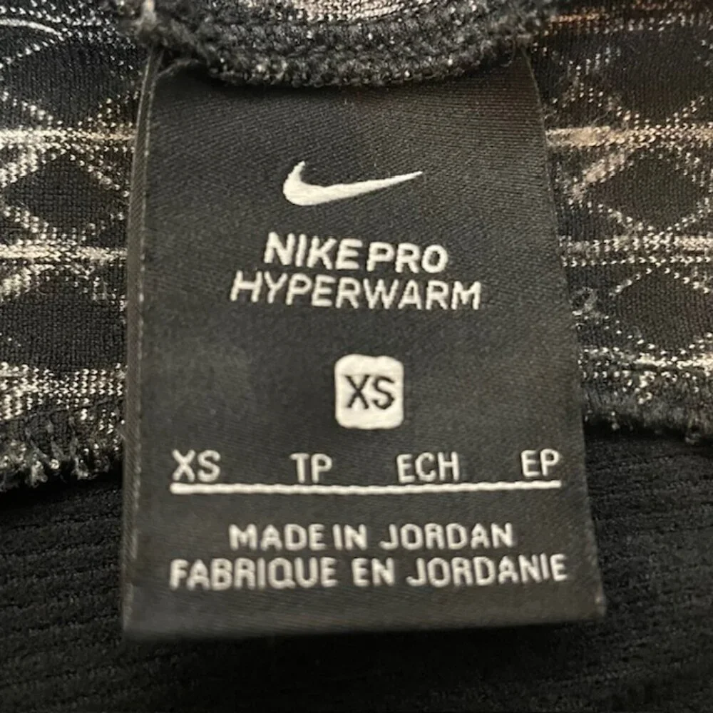 NIKE Pro HyperWarm Pullover Training Top - Size XS